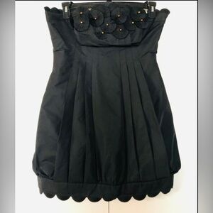 BCBGMaxAzria
Pleated Taffeta Tube
Top Dress Sz 12